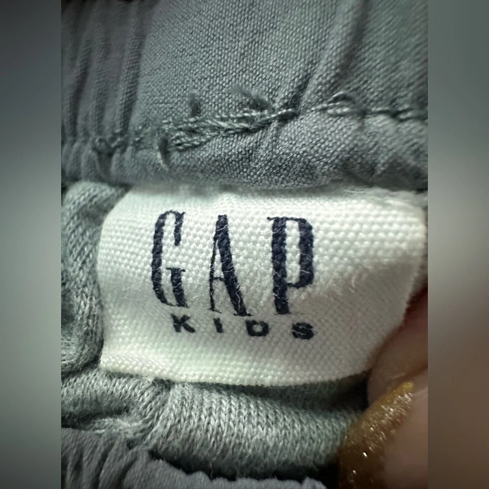 GAP kids gray